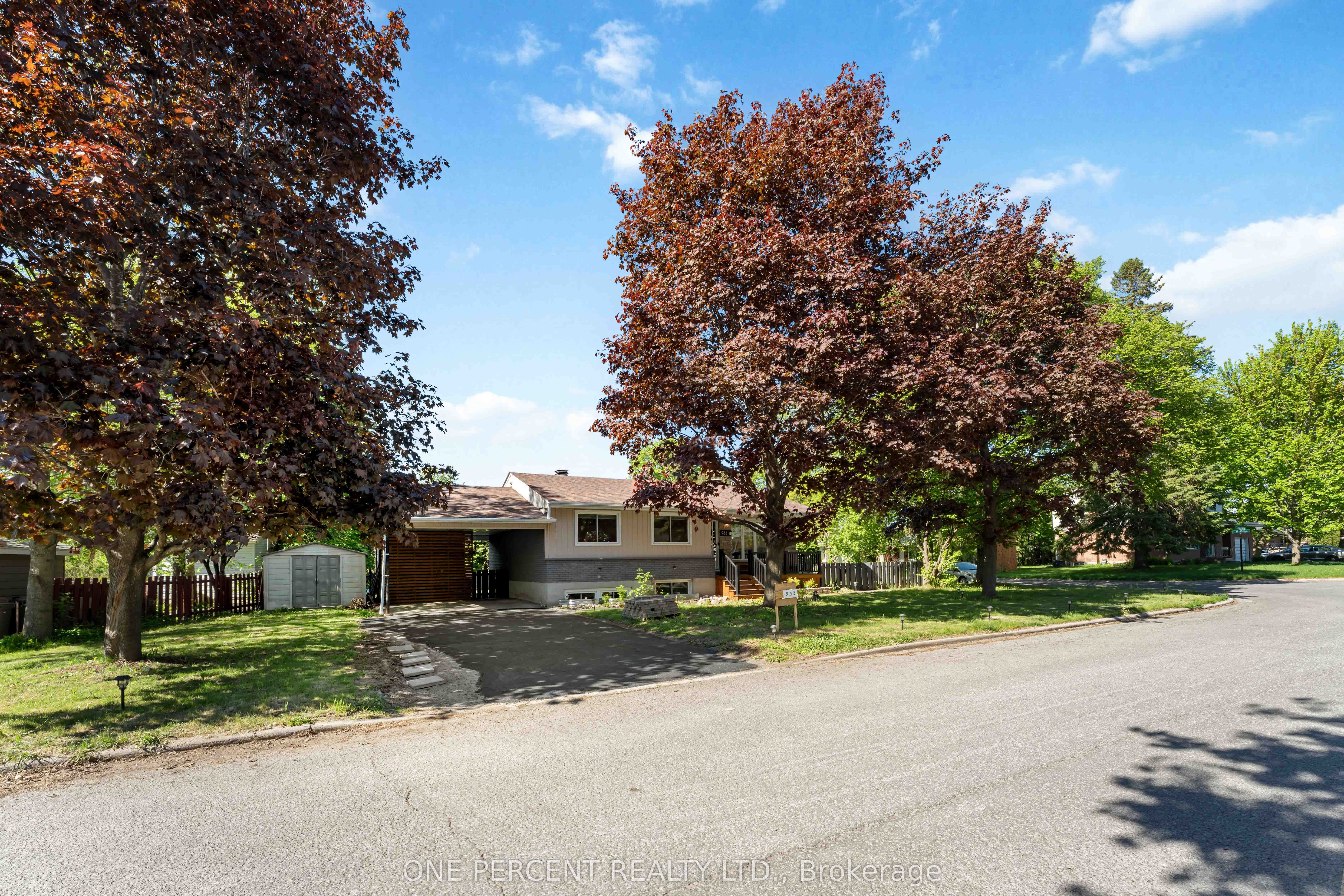 933 Kincaid Court, Ottawa, ON, K1V 6N7