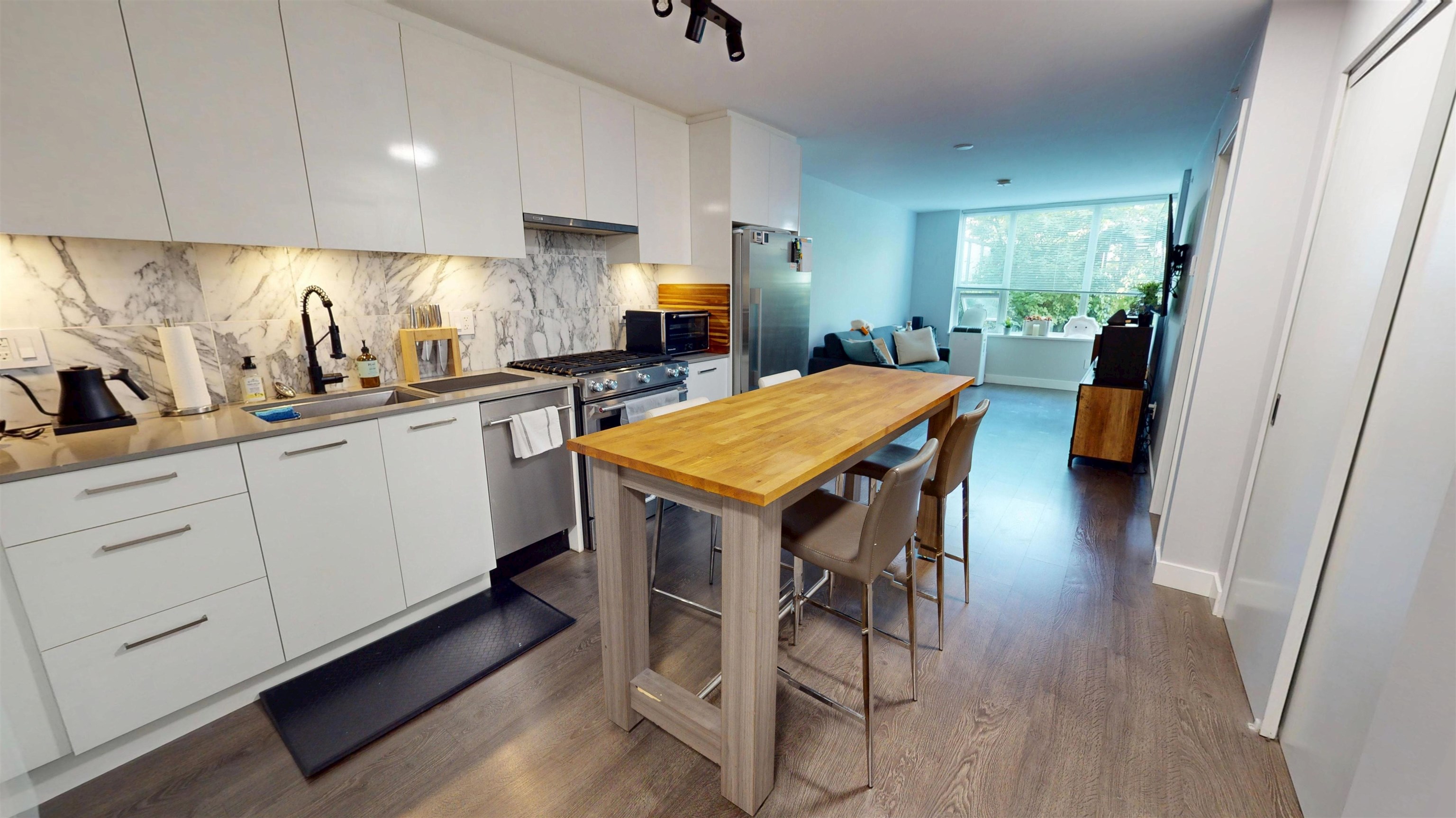 Additional image 2 of 201-231 Pender Street E, Vancouver, BC, V6A 0G3