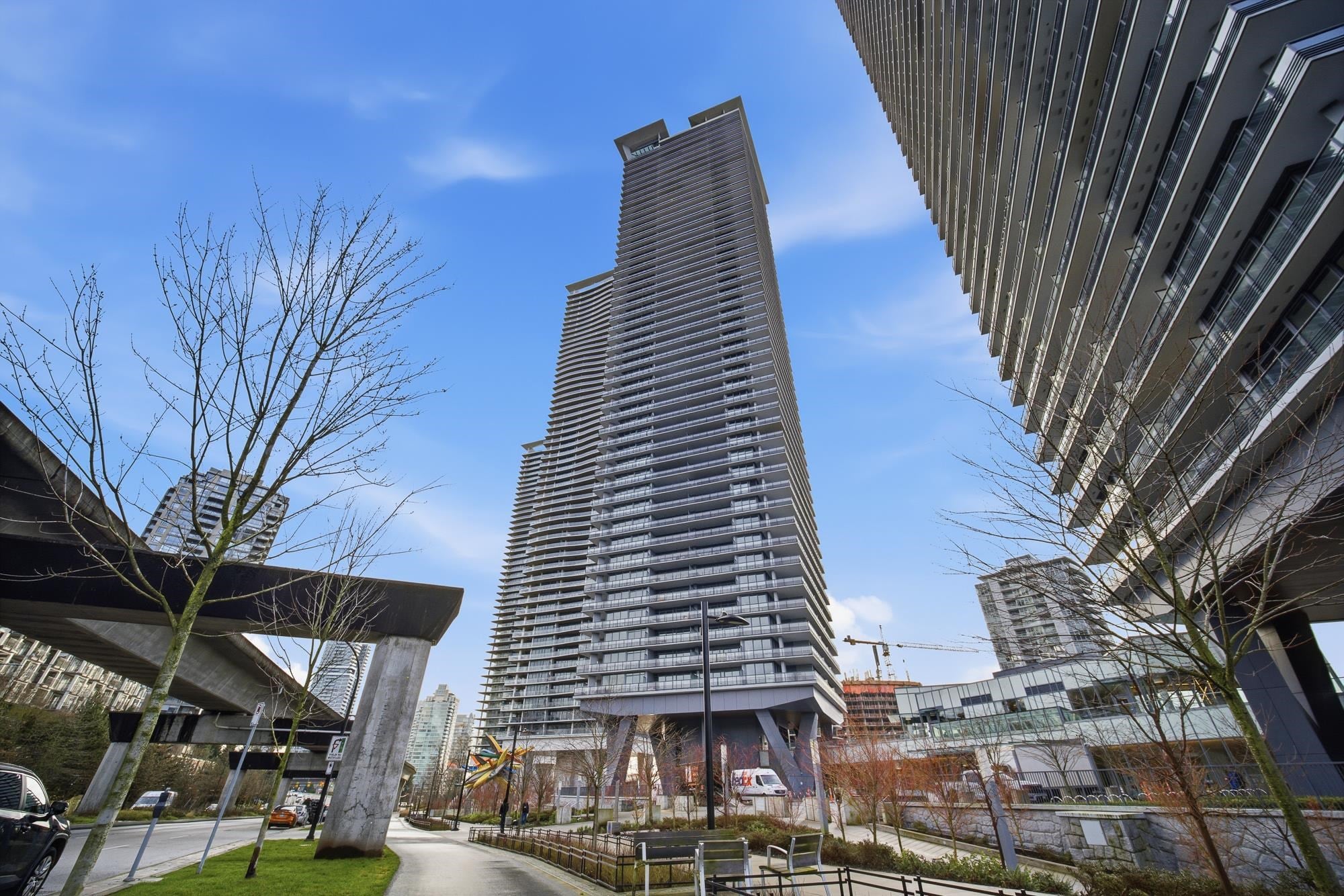 1009-4730 Lougheed Highway, Burnaby, BC, V5C 0M9