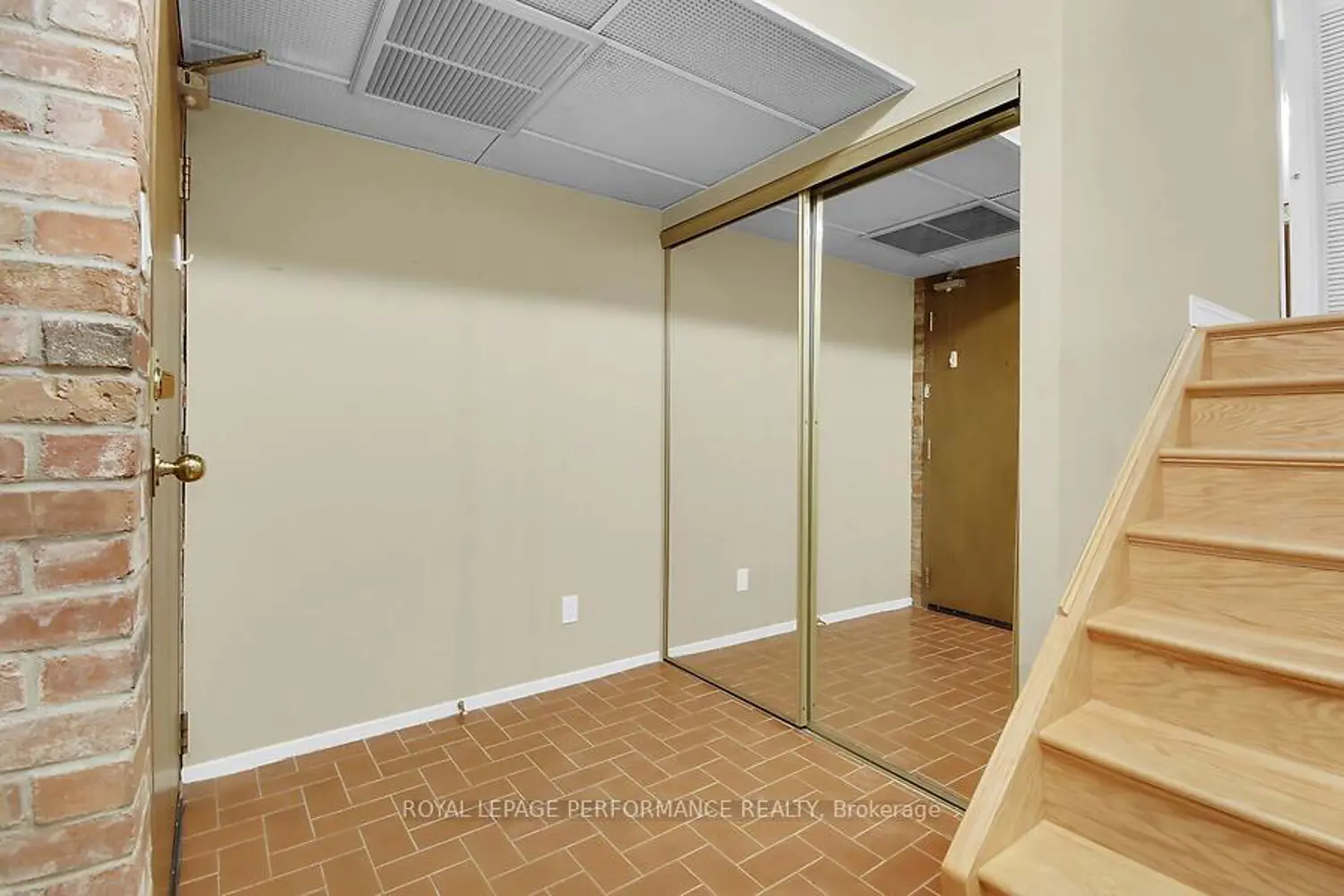 135 Springfield Avenue 10 photo 4
