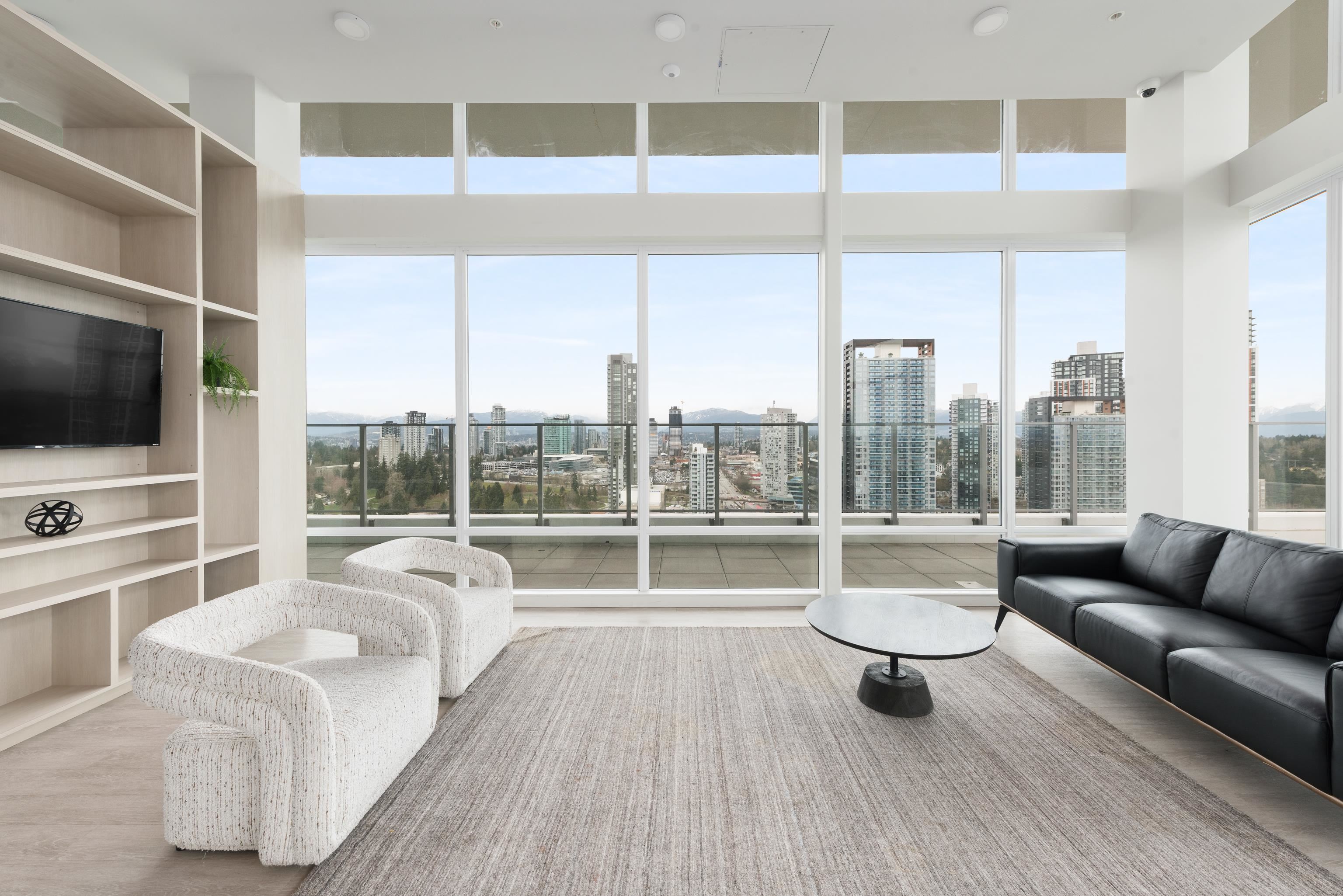 215-9675 King George Boulevard, Surrey, BC, V3T 0T7