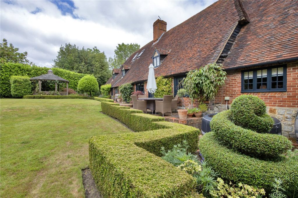 Additional image 20 of 7 bed detached house for saleDukes Place Cottage, Mereworth Road, West Peckham, Maidstone, Kent ME18
