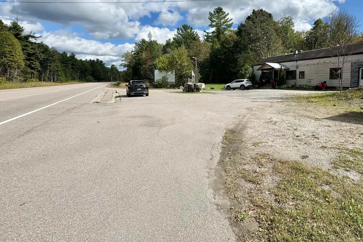 Additional image 6 of 109006 Hwy 7 Highway