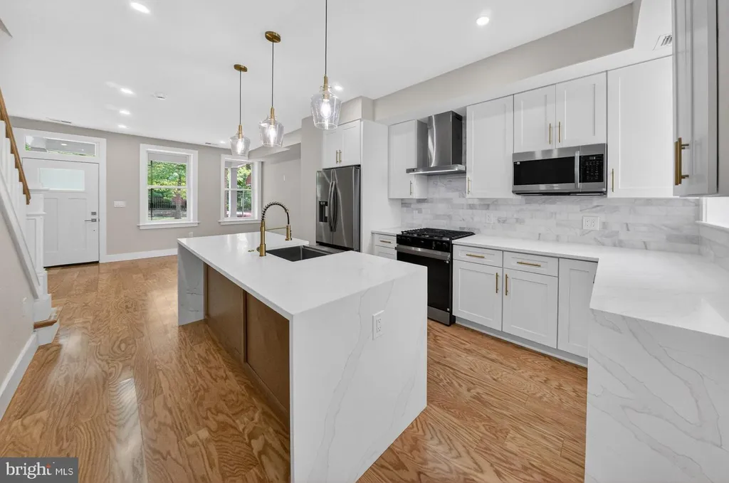Additional image 6 of 237 Rock Creek Church Road NW, Washington, DC 20011