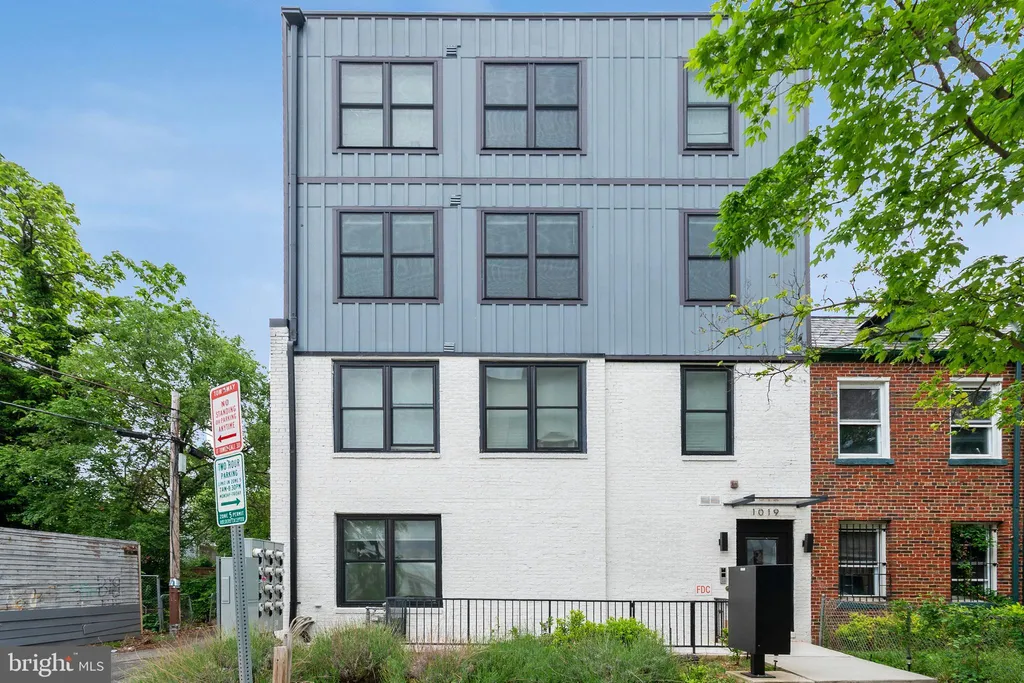 Additional image 3 of 1019 17th Place NE Unit 103, Washington, DC 20002