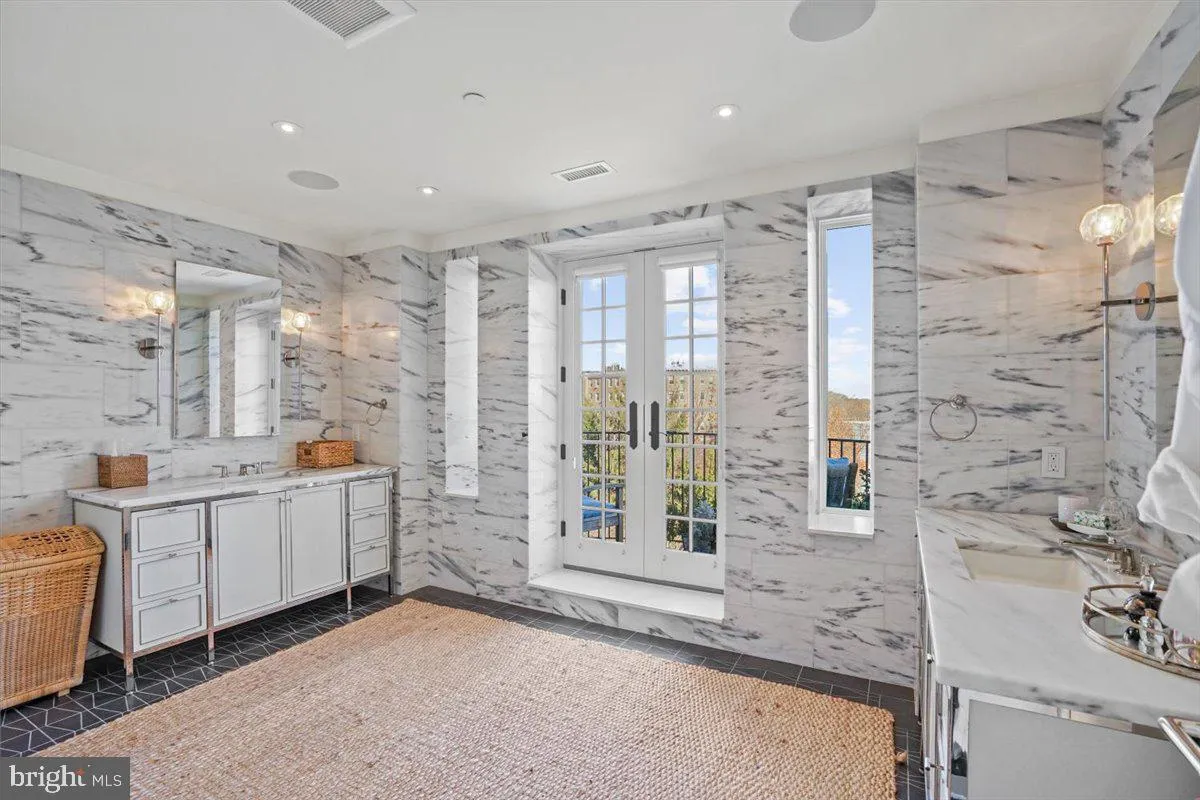 Additional image 38 of 2660 Connecticut Avenue NW Unit 3B, Washington, DC 20008