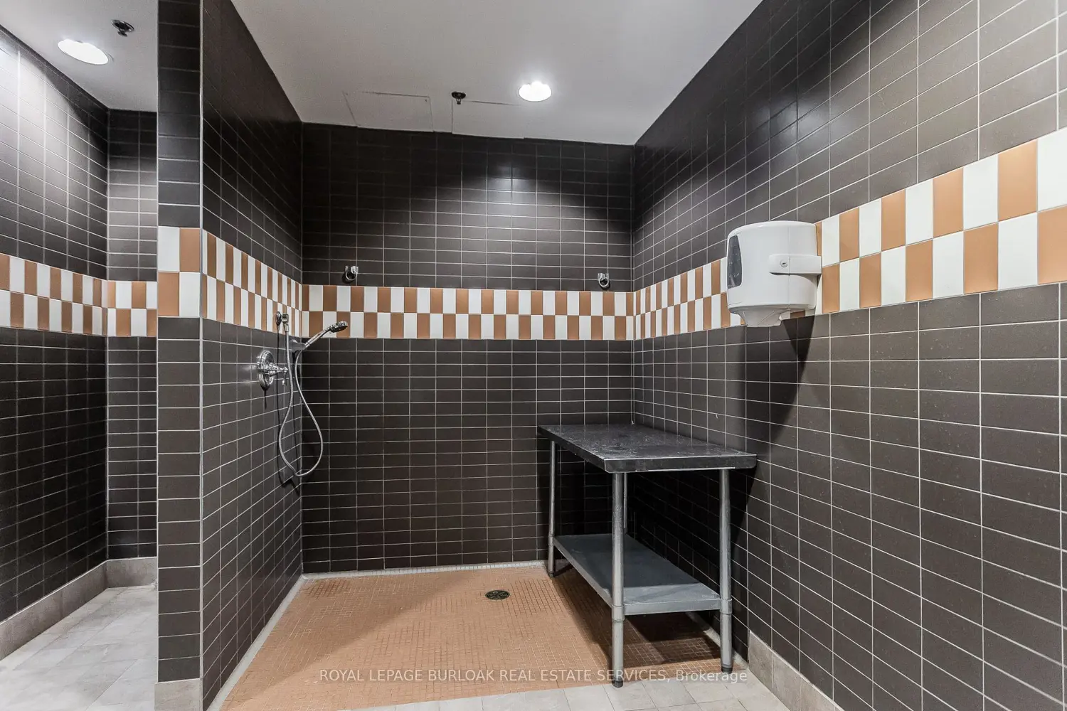 Additional image 13 of 1055 Southdown Road 312
