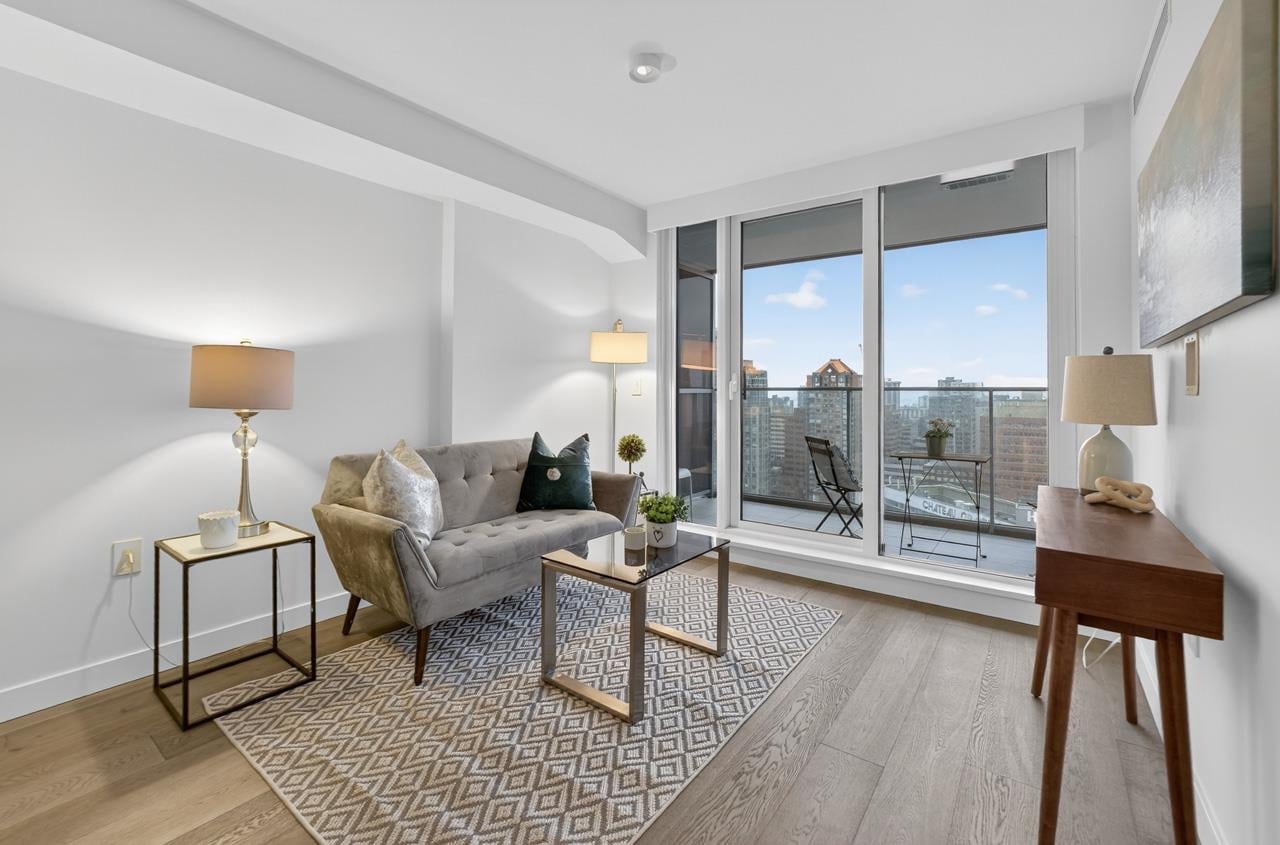 Additional image 4 of 2701-1111 Richards Street, Vancouver, BC, V6B 0S3
