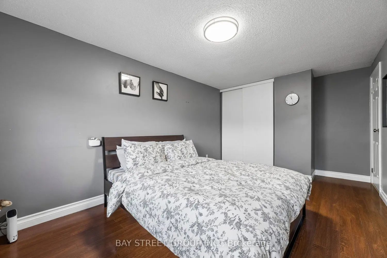 Additional image 13 of 1165 Southdale Avenue