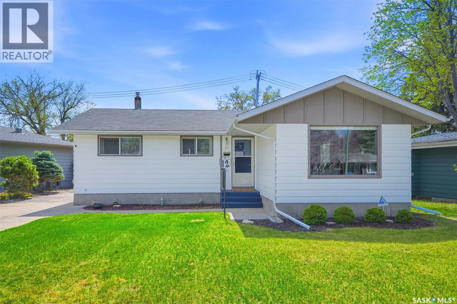12 Murphy Crescent, Saskatoon, SK, S7J2T4