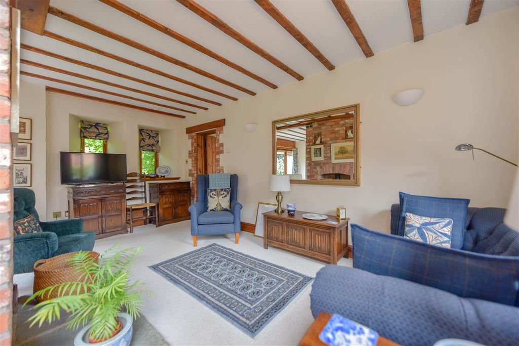 Additional image 9 of 4 bed barn conversion for saleHigh Street, Crick, Northampton NN6