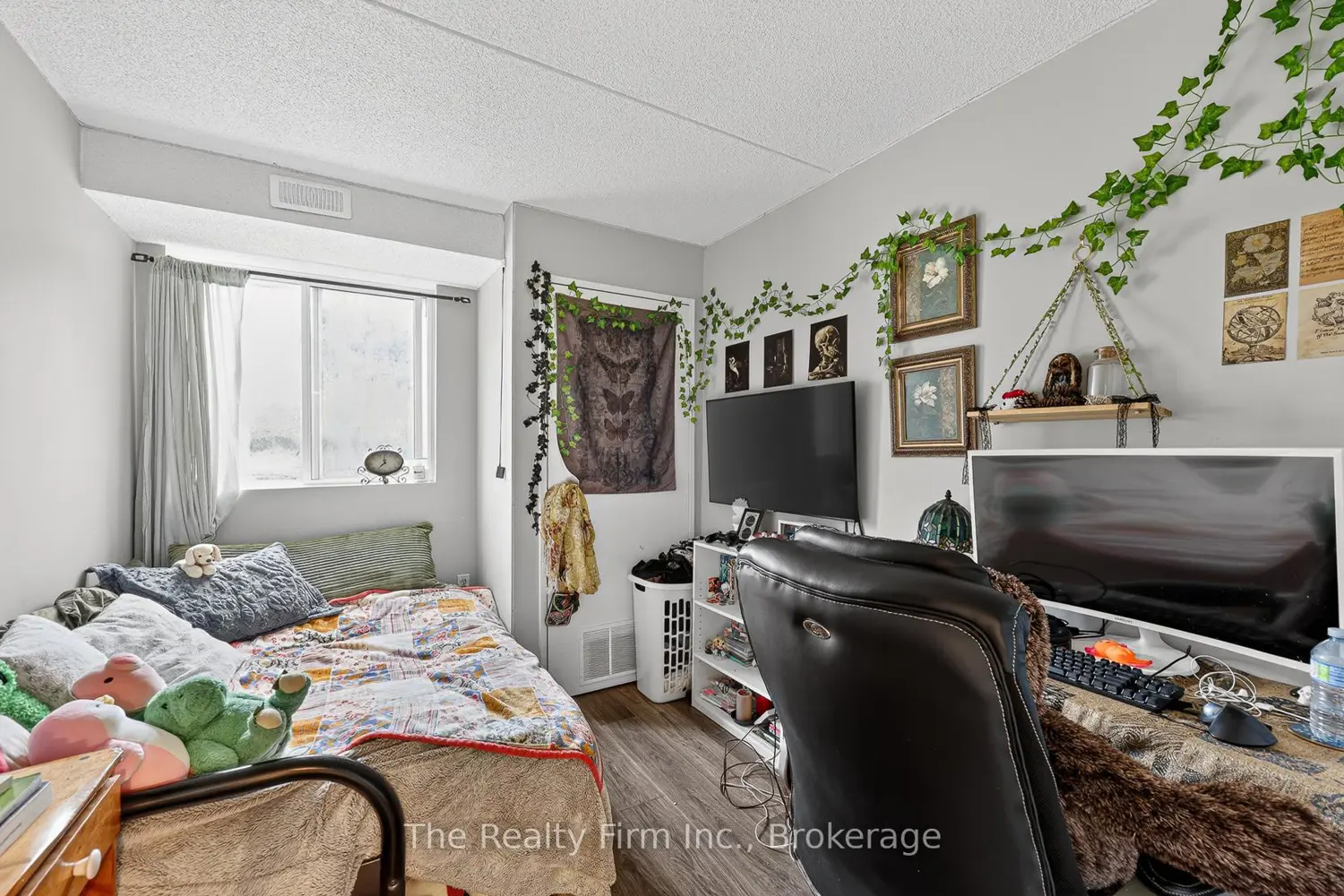 Additional image 16 of 159 Ferguson Drive L9