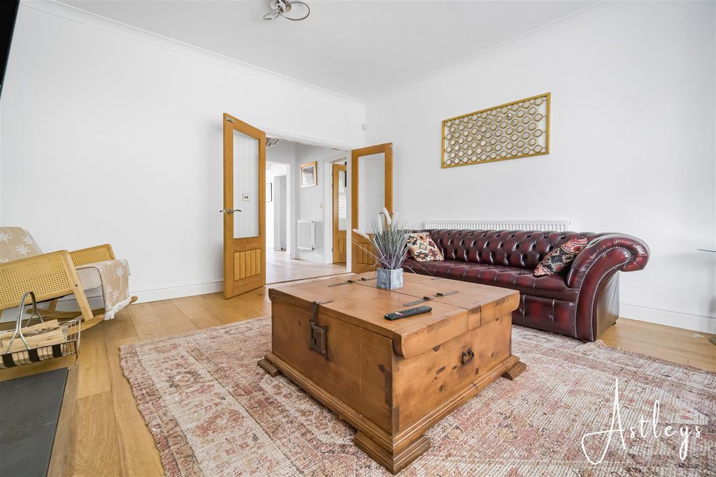 Additional image 9 of 5 bed detached house for saleSouthward Lane, Langland, Swansea SA3