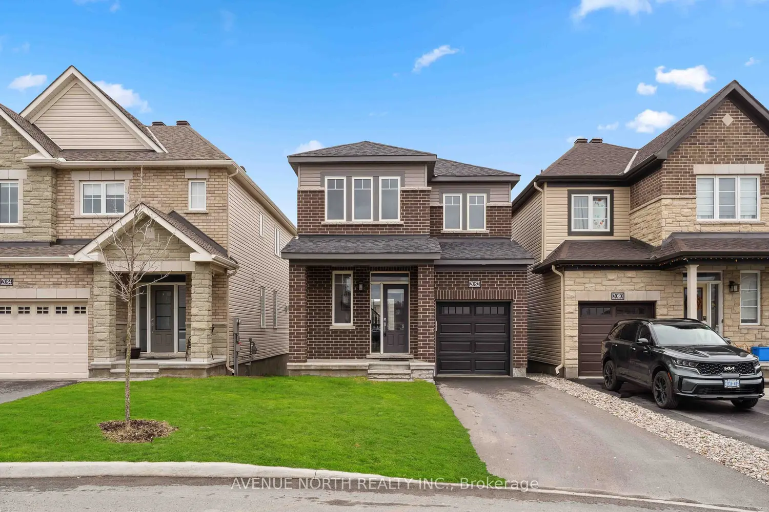 2082 Caltra Crescent