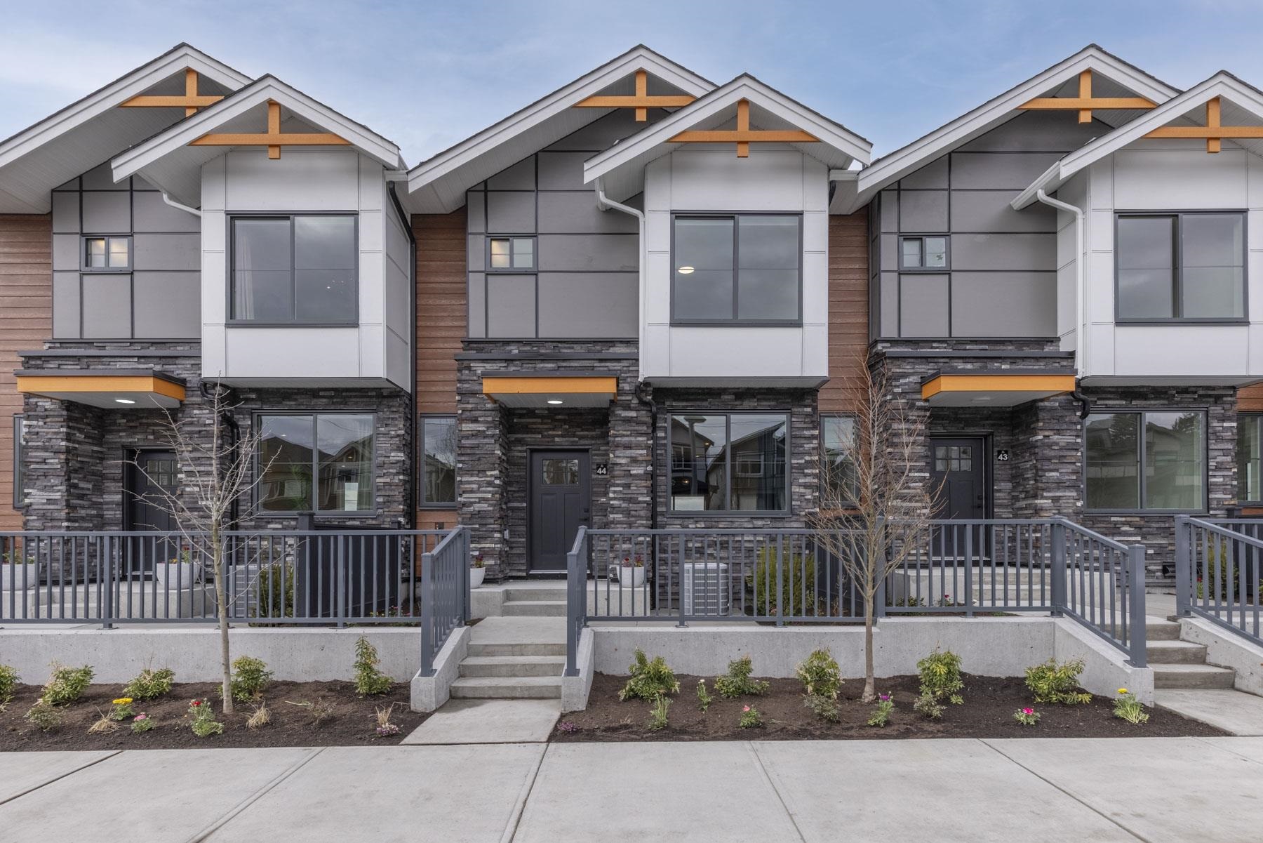 Additional image 2 of 37-6035 141 Street, Surrey, BC, V3X 2N2