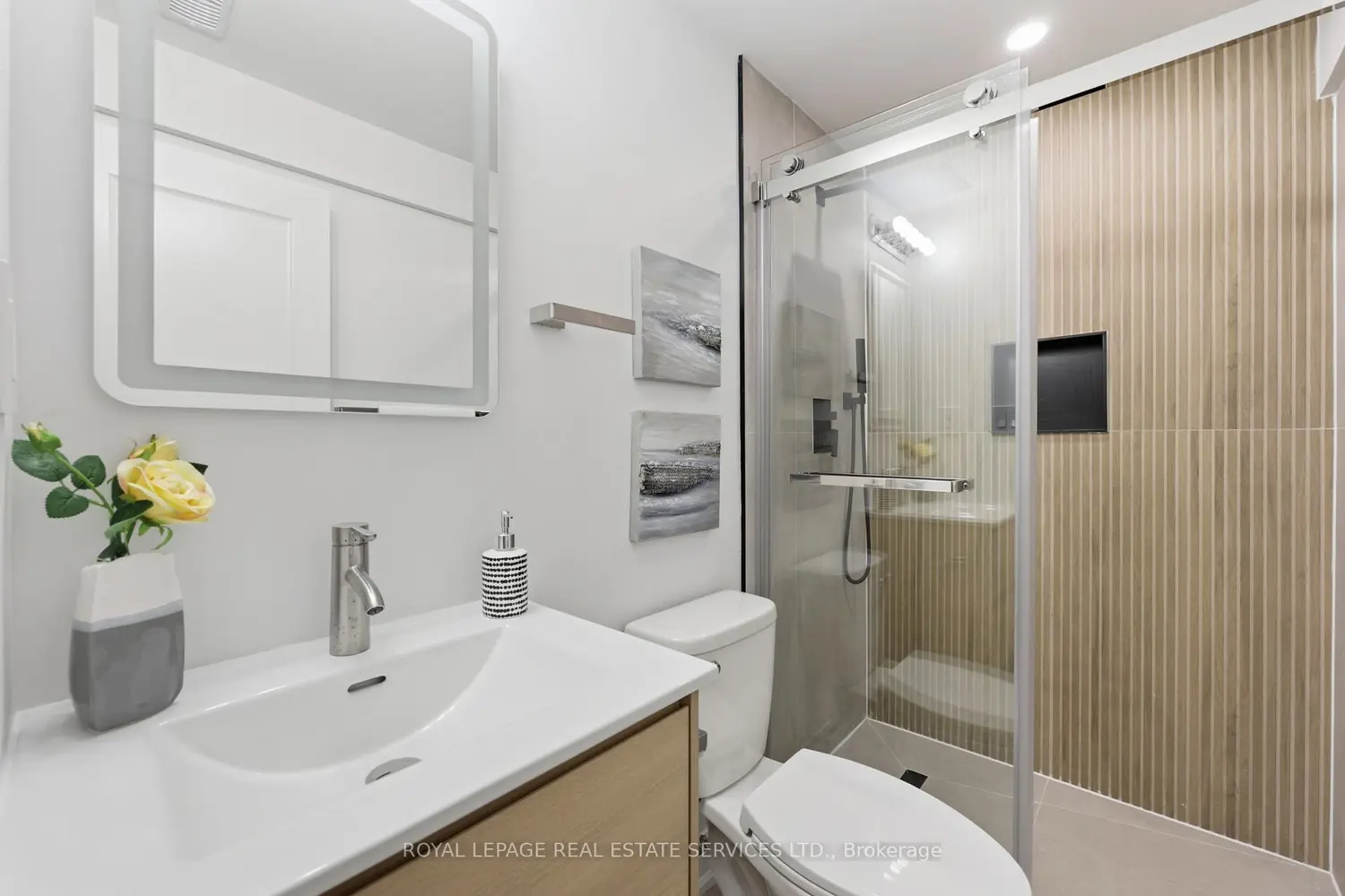 Additional image 14 of 1332 Quinpool Court