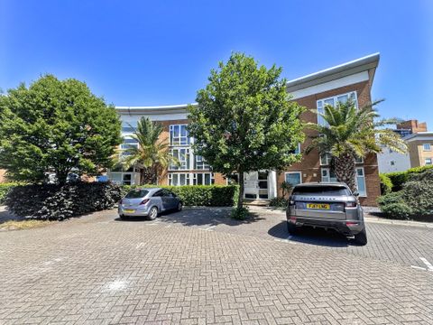 Grimsby Grove, North Woolwich E16