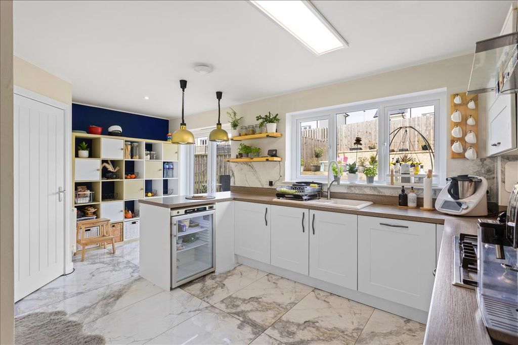 Additional image 6 of 4 bed detached house for sale42 Bluebell Drive, Penicuik EH26