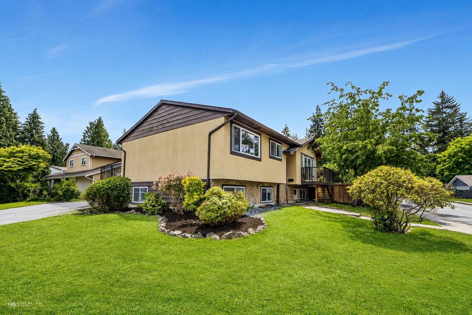 Additional image 2 of 4652 203 Street, Langley, BC, V3A 5J5