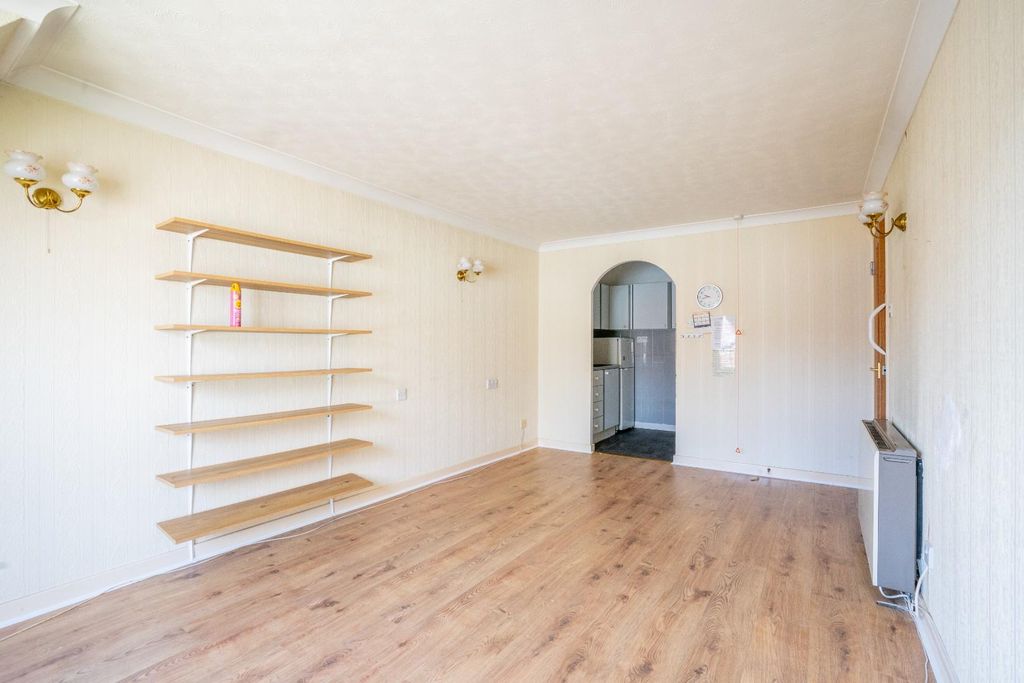 Additional image 3 of 1 bed flat for saleFront Street, Acomb, York YO24