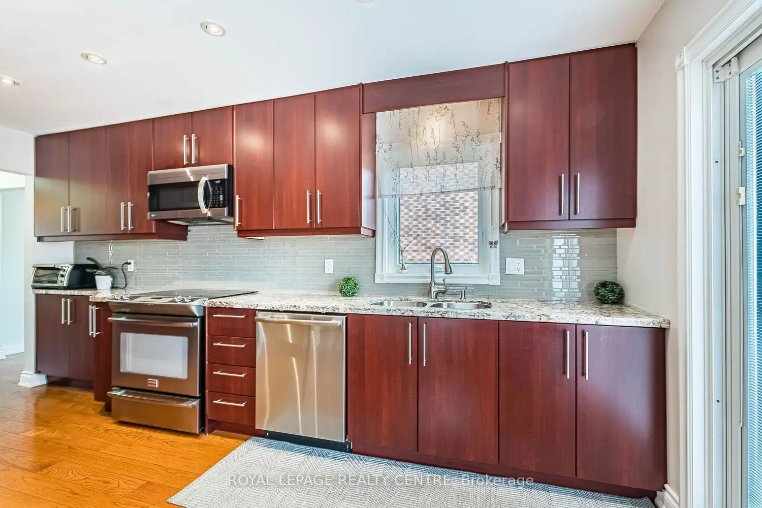 Additional image 15 of 3026 Dalehurst Drive