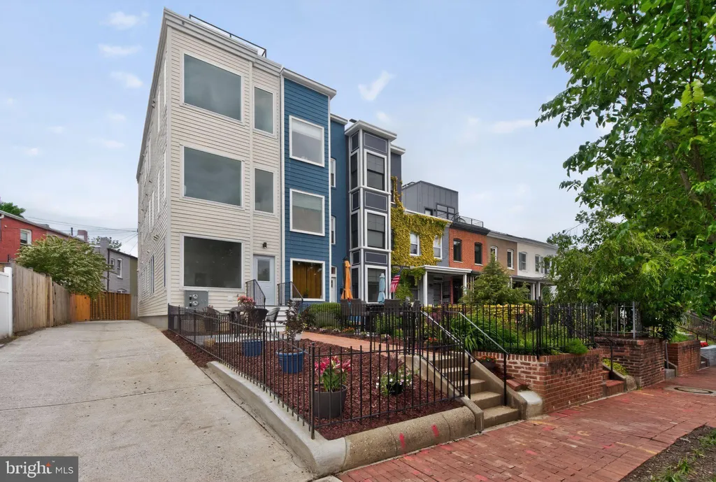 Additional image 29 of 1516 North Carolina Avenue NE, Washington, DC 20002