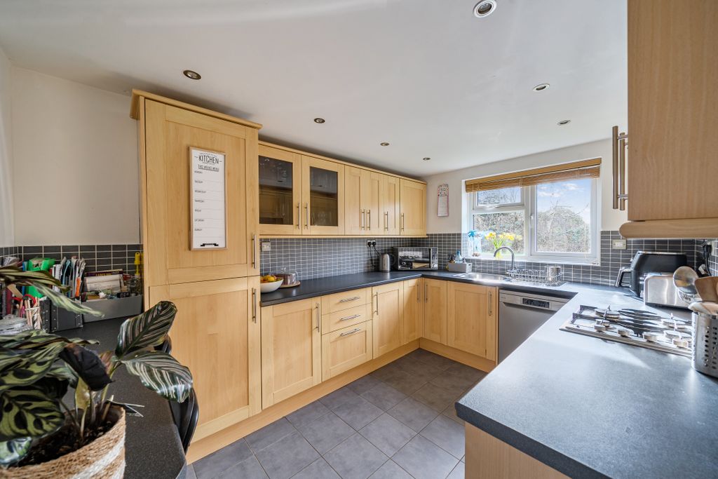 Additional image 2 of 3 bed end terrace house for saleThyme Close, Pembroke Park, Swindon SN2