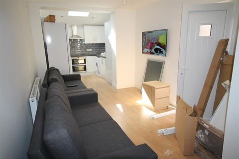 Moseley Road, Fallowfield M14