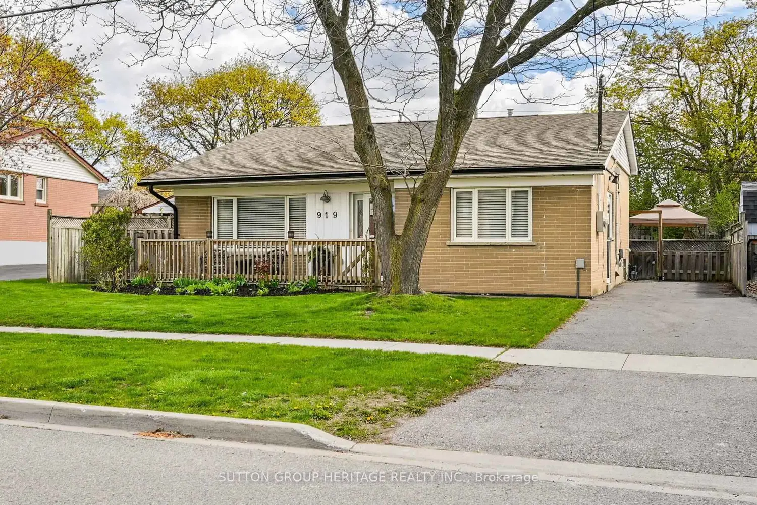 Additional image 2 of 919 Bayview Avenue