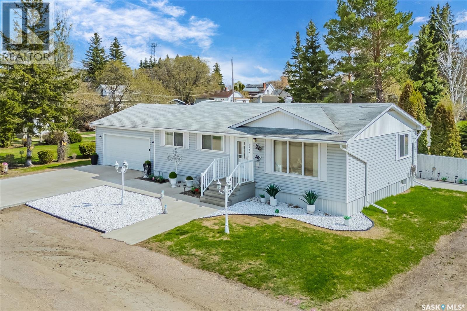 200 Buffer AVENUE