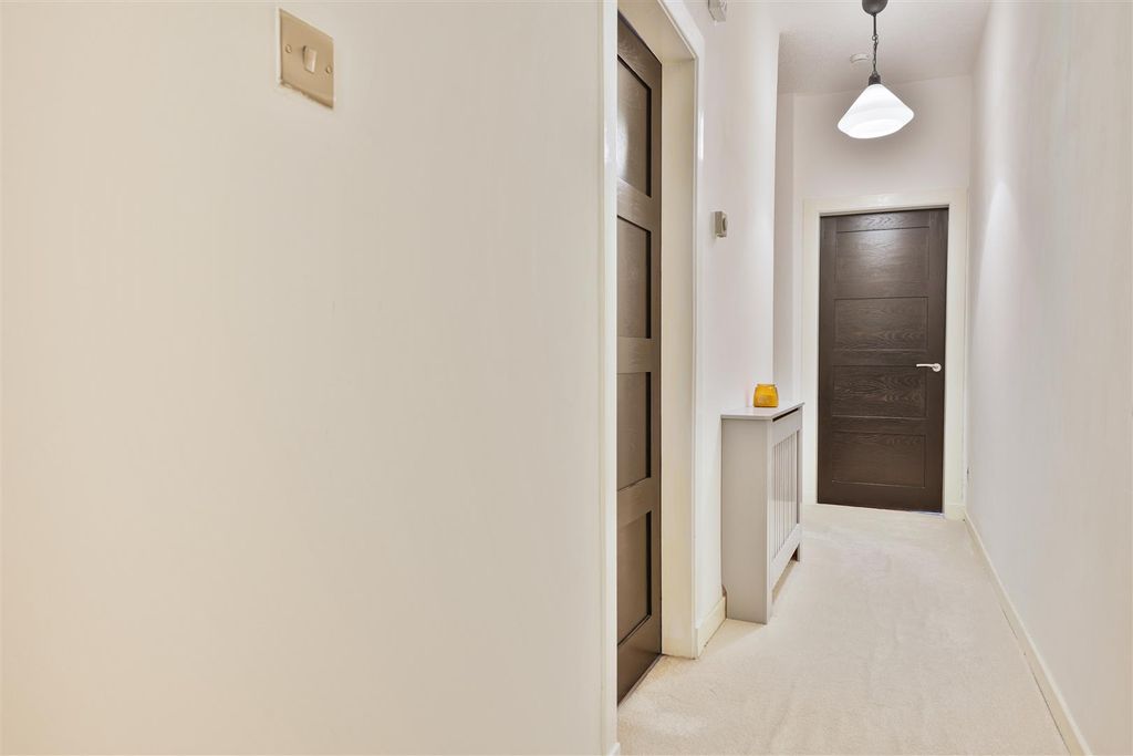 Additional image 6 of 2 bed flat for saleHamilton Road, Motherwell ML1