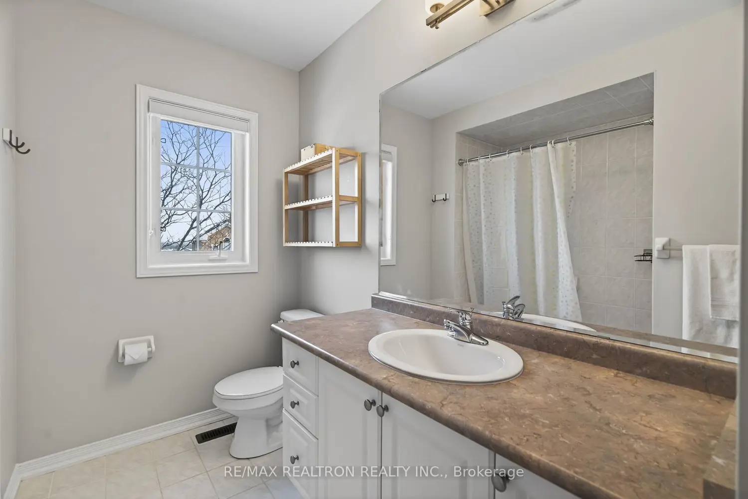 Additional image 9 of 130 Aspenwood Drive