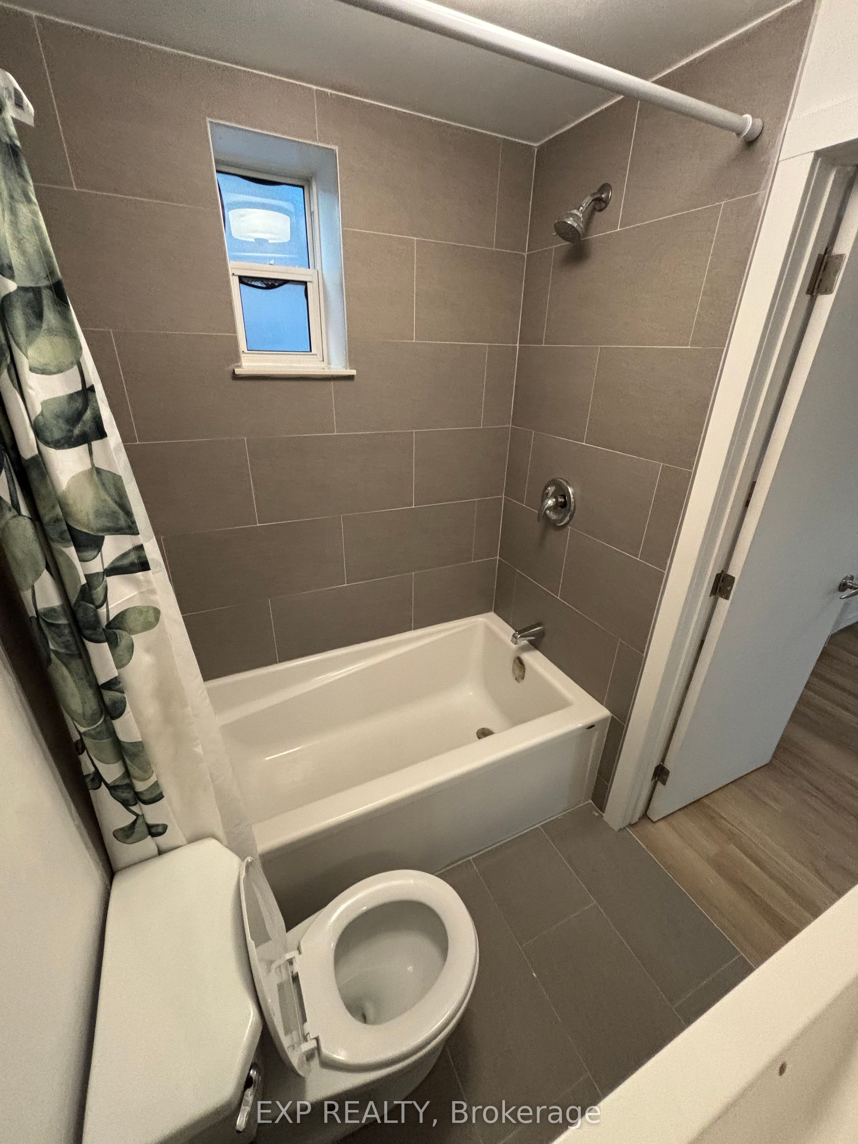 Additional image 6 of 378-378 Montfort Street, Ottawa, ON, K1L 5N1