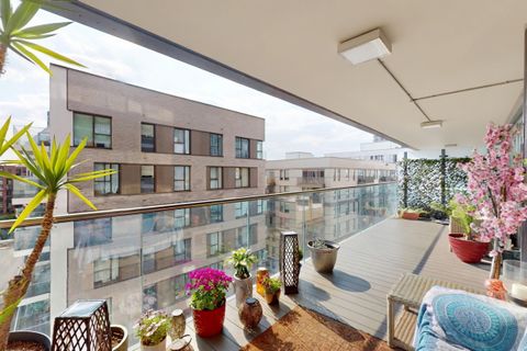 Bessemer Place, London SE10