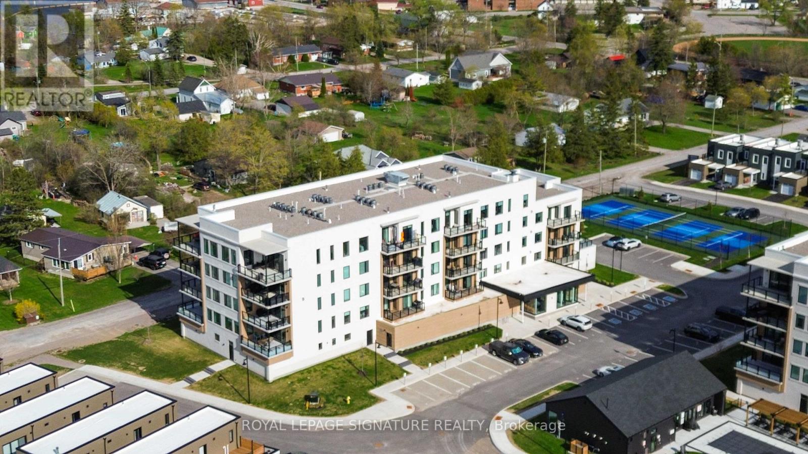 303-19B West Street, Kawartha Lakes, ON, K0M1N0