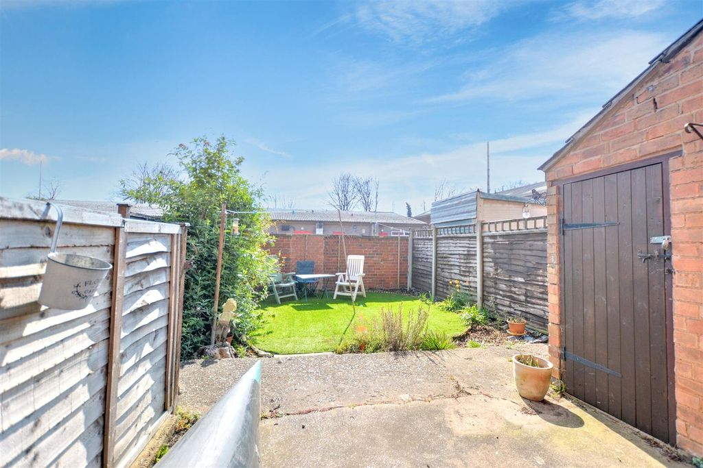 Additional image 16 of 3 bed terraced house for saleEllis Grove, Beeston, Nottingham NG9