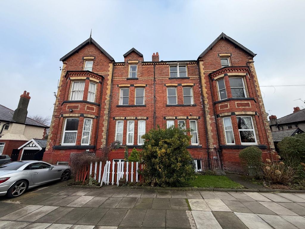 Additional image 4 of 17 bed flat for salePark Road, Waterloo, Liverpool L22