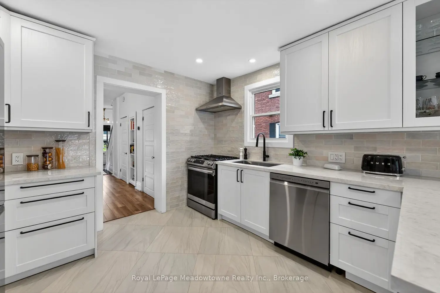 Additional image 8 of 216 Maplewood Avenue