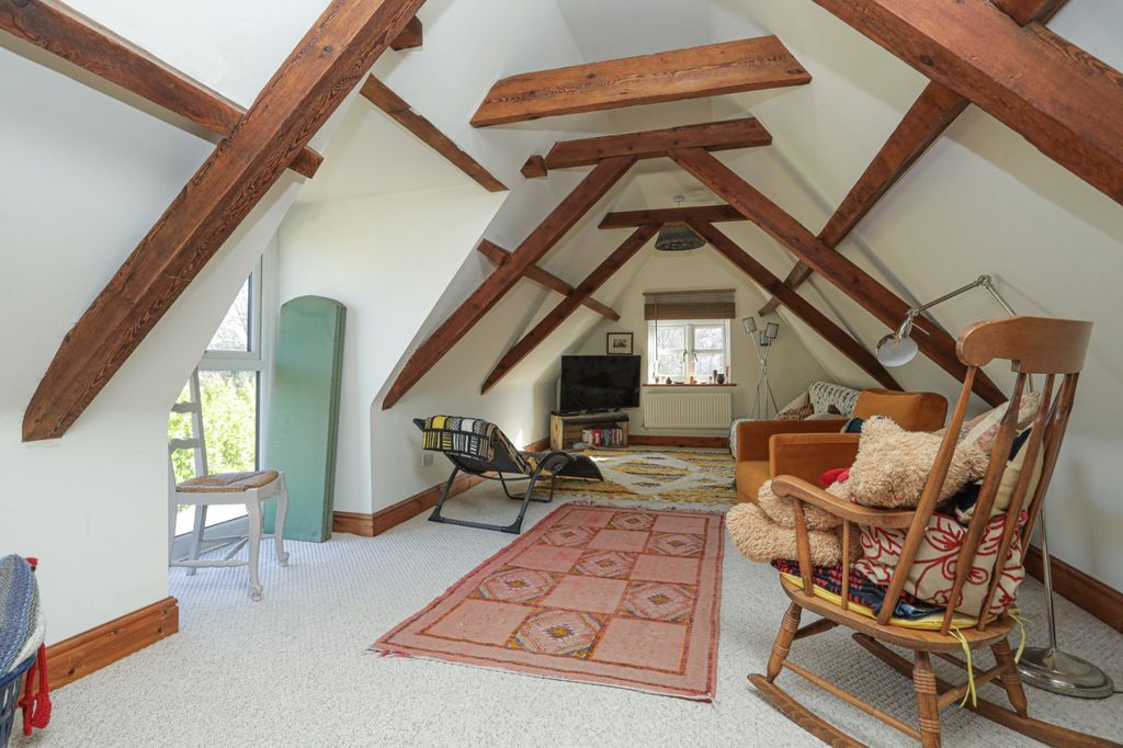 Additional image 15 of 5 bed semi-detached house for saleMonkton Street, Monkton, Ramsgate CT12