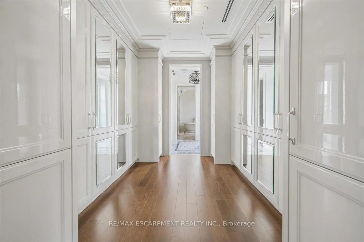 Additional image 3 of 300 Randall Street 211