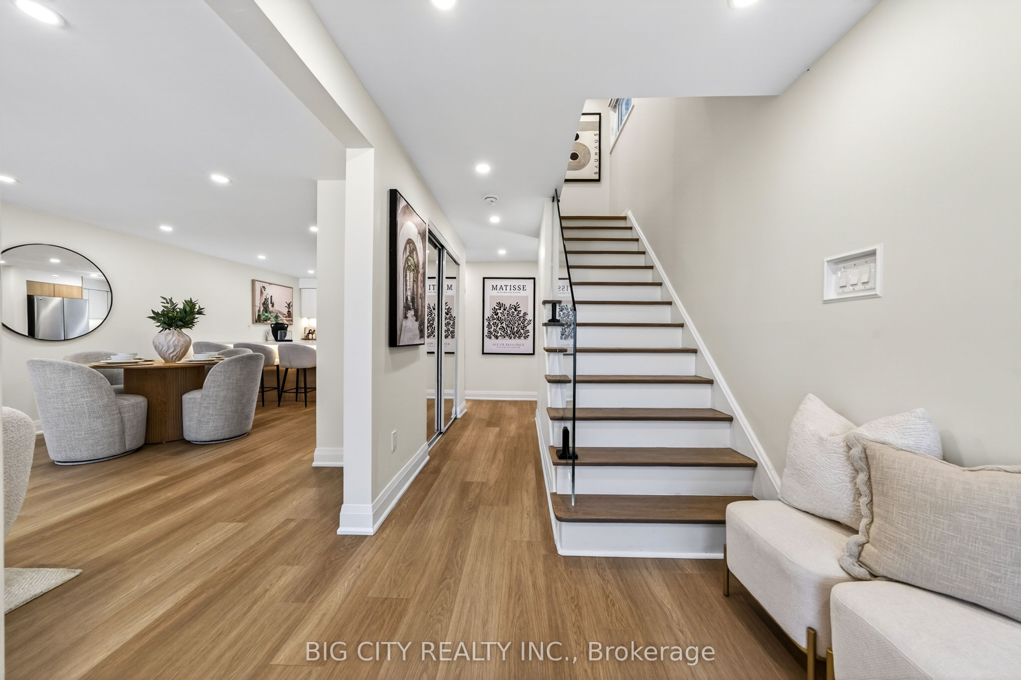 Additional image 3 of 26 Carondale Crescent, Toronto, ON, M1W 2B1