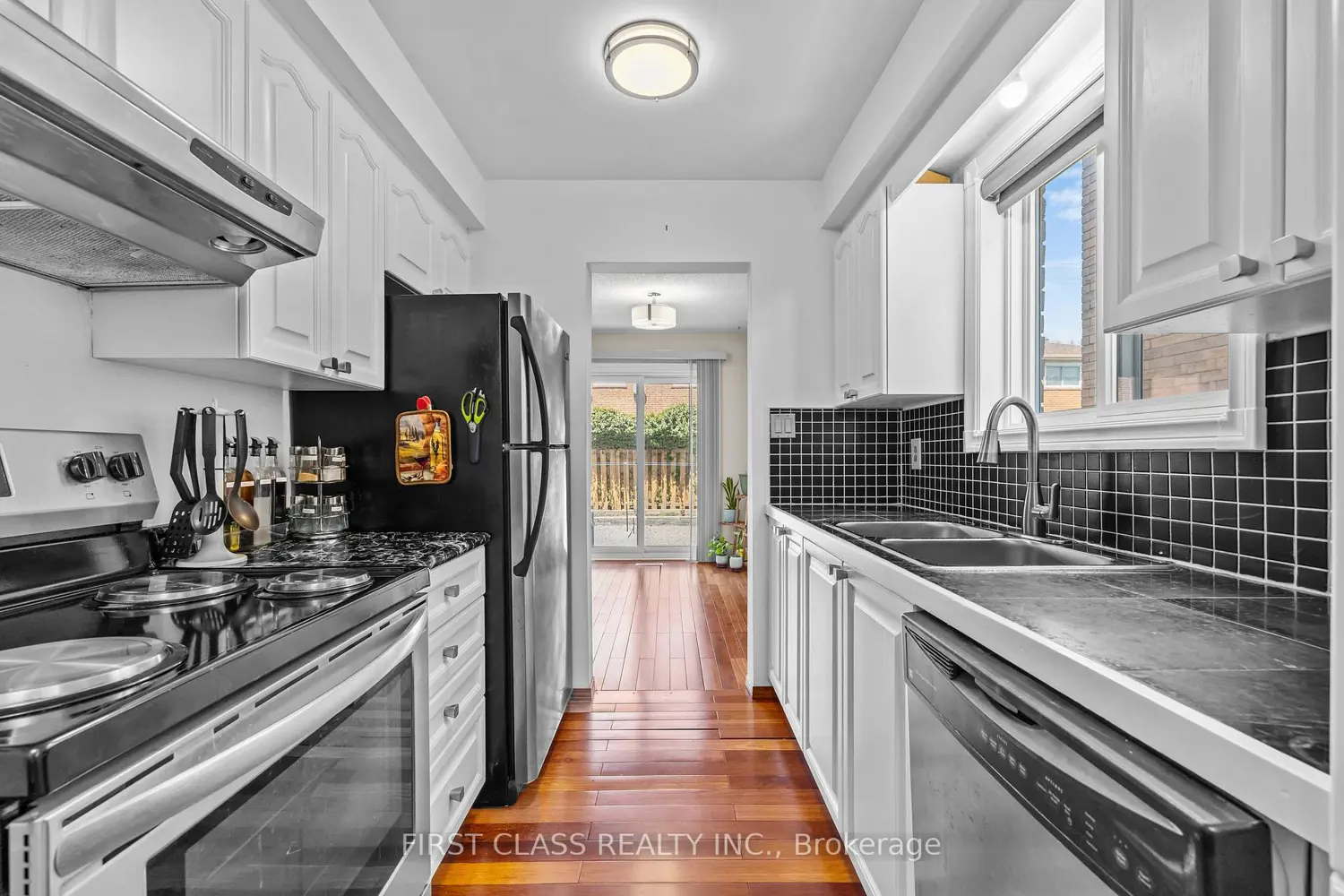 Additional image 7 of 4213 Beacon Lane