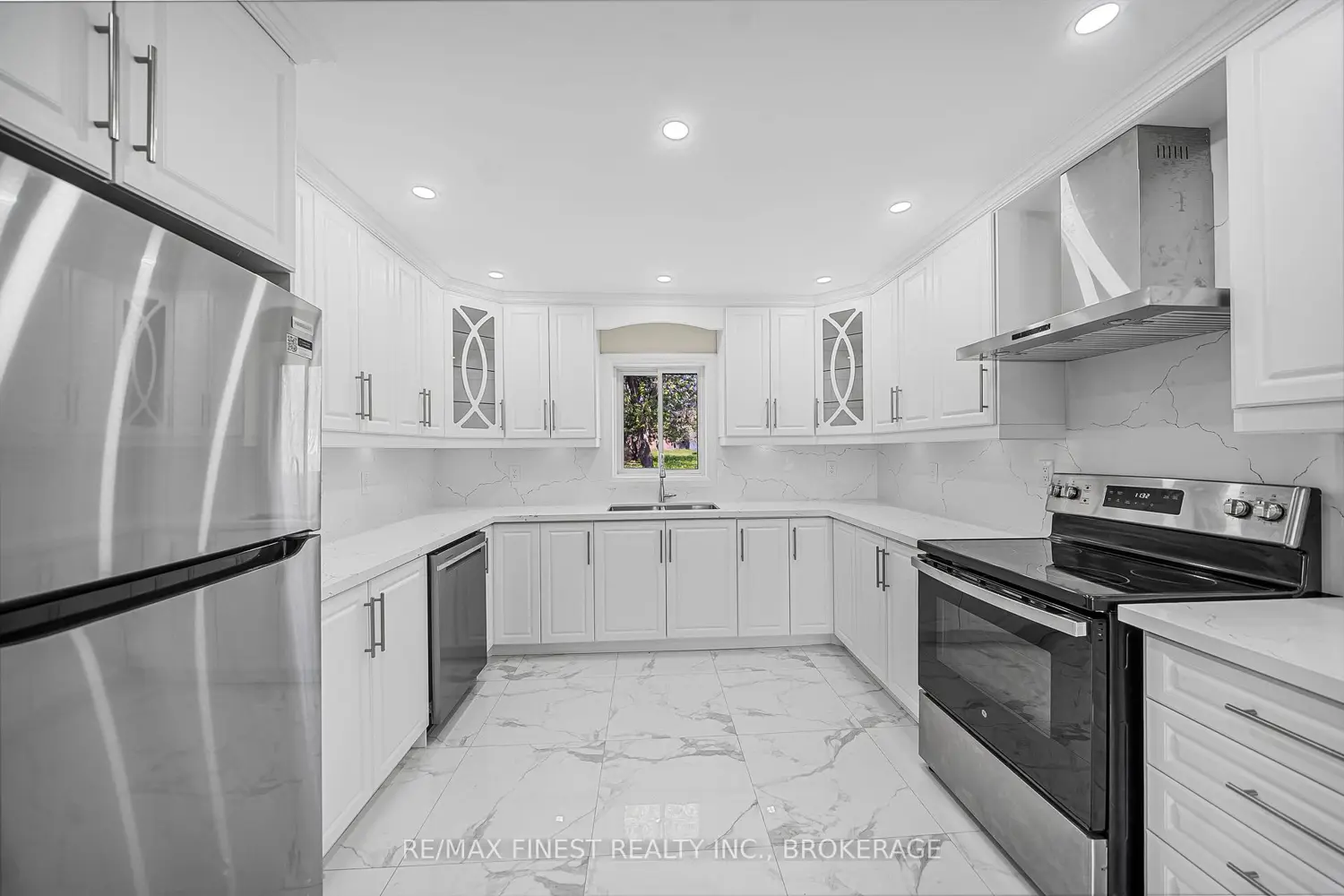 Additional image 11 of 320 Academy Street