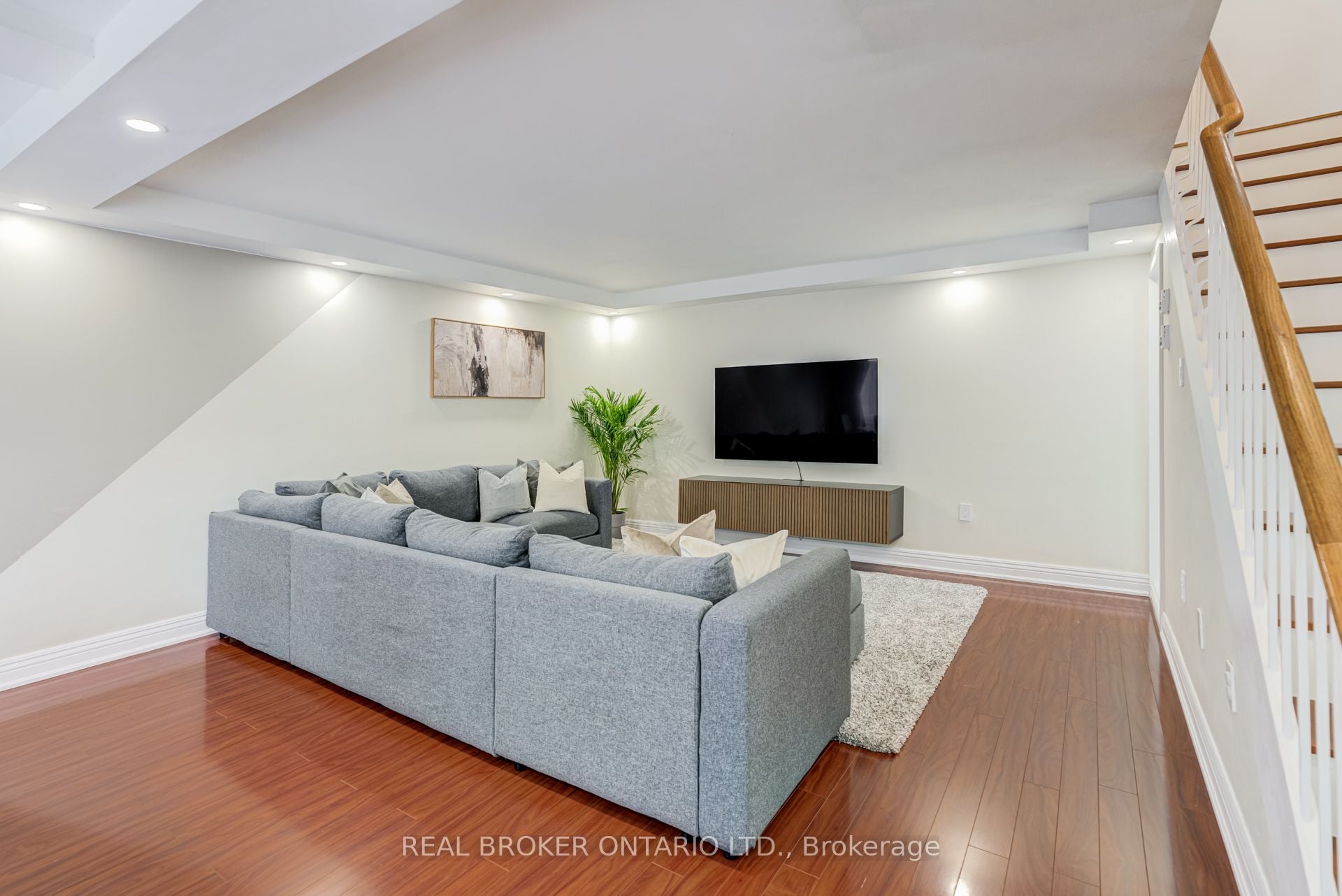 Additional image 3 of 130 Ling Road, Toronto, ON, M1E 4V9