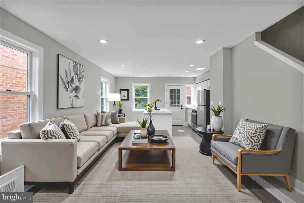 Additional image 3 of 2411 Savannah Street SE, Washington, DC 20020