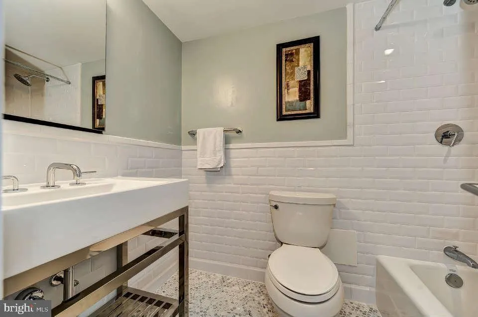 Additional image 52 of 2141 P Street NW Unit 205, Washington, DC 20037