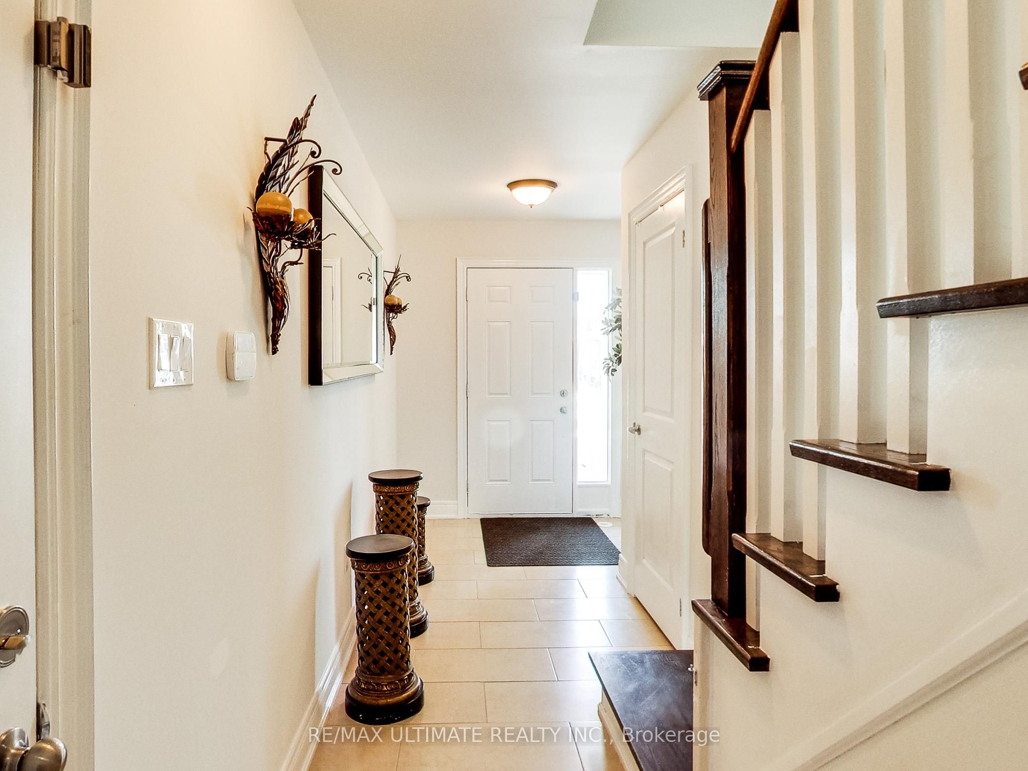 Additional image 3 of Apt 1 (Upper-48 Monclova Road, Toronto, ON, M3M 0A6