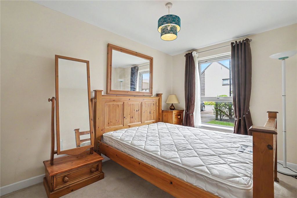 Additional image 13 of 2 bed flat for saleWeir Street, Stirling, Stirlingshire FK8
