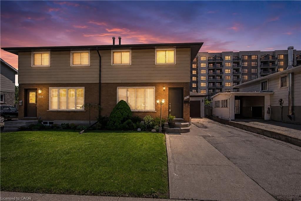 Additional image 2 of 203 Moffat Drive, Cambridge, ON, N1R 6C1