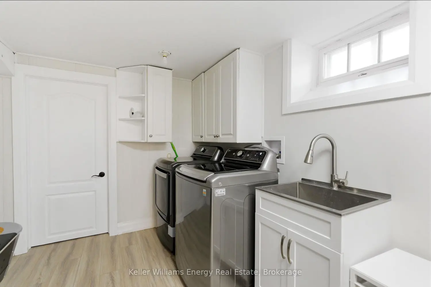 Additional image 17 of 297 Grandview Street